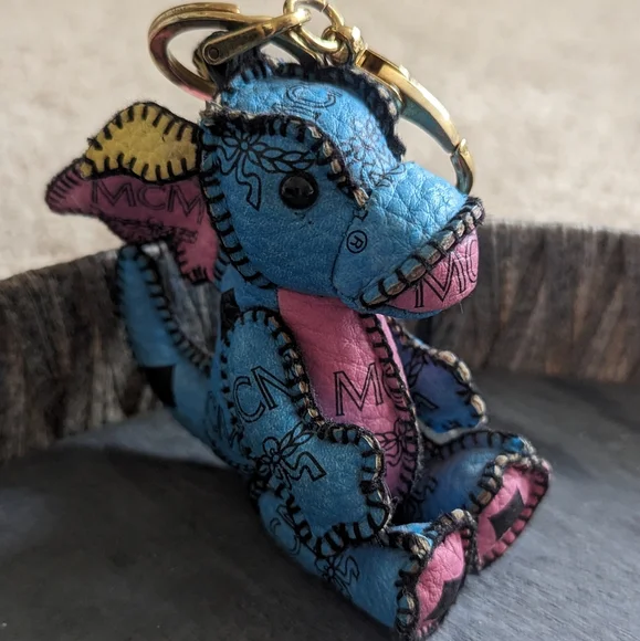 Adorable little MCM dragon in blue and pink, black logo, gold hardware - Picture 2 of 7